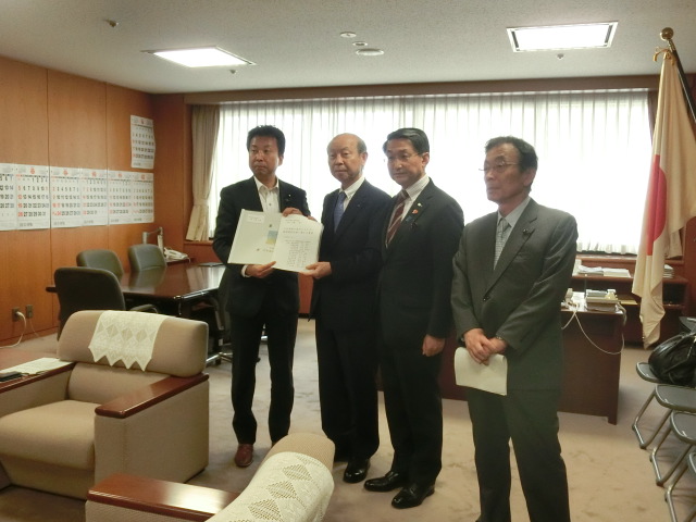 首相官邸 経済産業省への要望を行いました 海洋エネルギー資源開発促進日本海連合